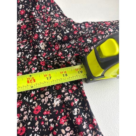 Beachlunchlounge Black Floral Long Sleeve Button Down 
Size S - Picture 8 of 9